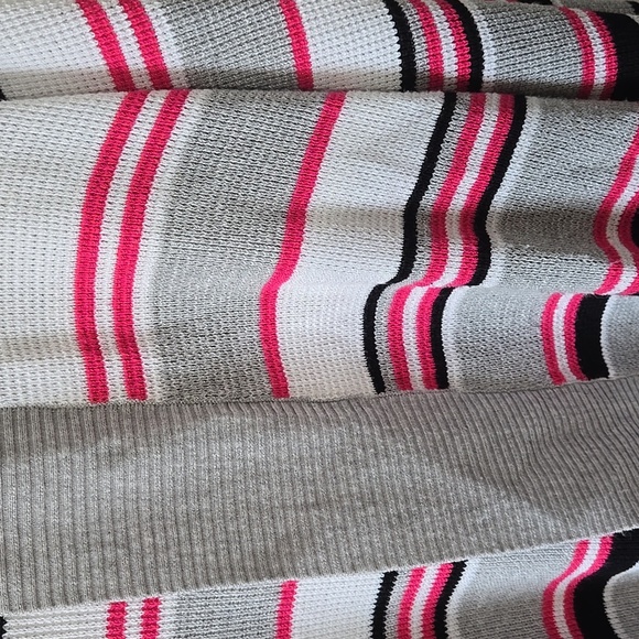 Cyrus Ladies 3X Cardigan - Picture 3 of 6